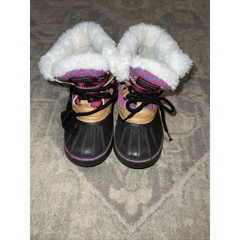 London Fog Little Girls‎ Size 11 Brown Lace Up Winter Snow Lined Boots